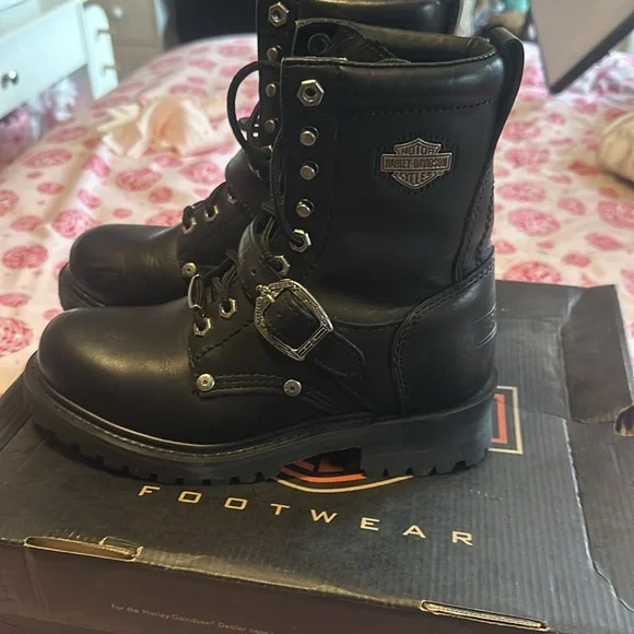 Harley Davison, black leather tie boots - Picture 2 of 10